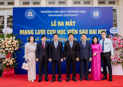 Lễ ra mắt Mạng lưới Cựu học viên Sau đại học